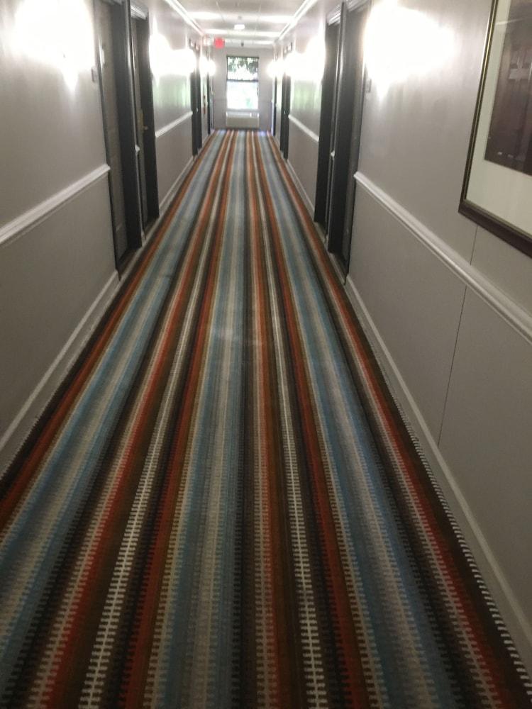 Baymont By Wyndham Sumter Hotel Buitenkant foto